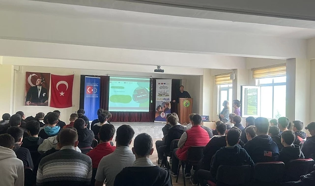 KARESİ EURODESK’TEN GENÇLERE AVRUPAYI KEŞFET PROGRAMI