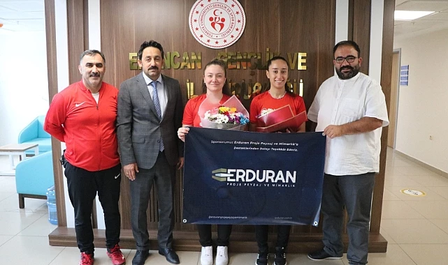 BADMİNTON ŞAMPİYONLARI YURDA DÖNDÜ