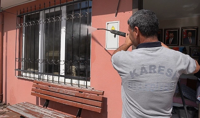 KARESİ