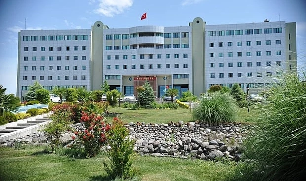 BAÜN